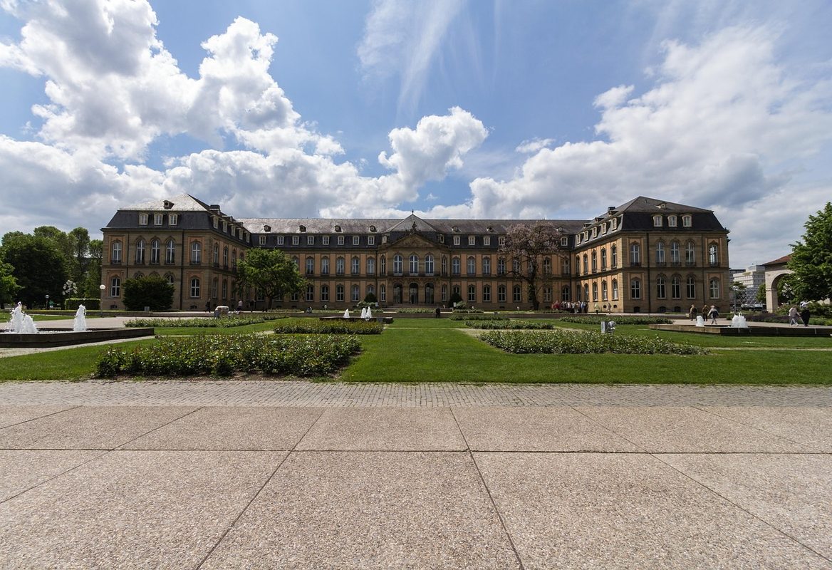 Bootsführerschein Stuttgart – Neues Schloss